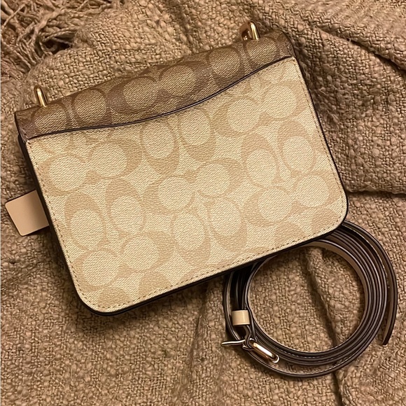 Coach Morgan Square Crossbody Bag In Blocked Signature Canvas - Picture 2 of 4